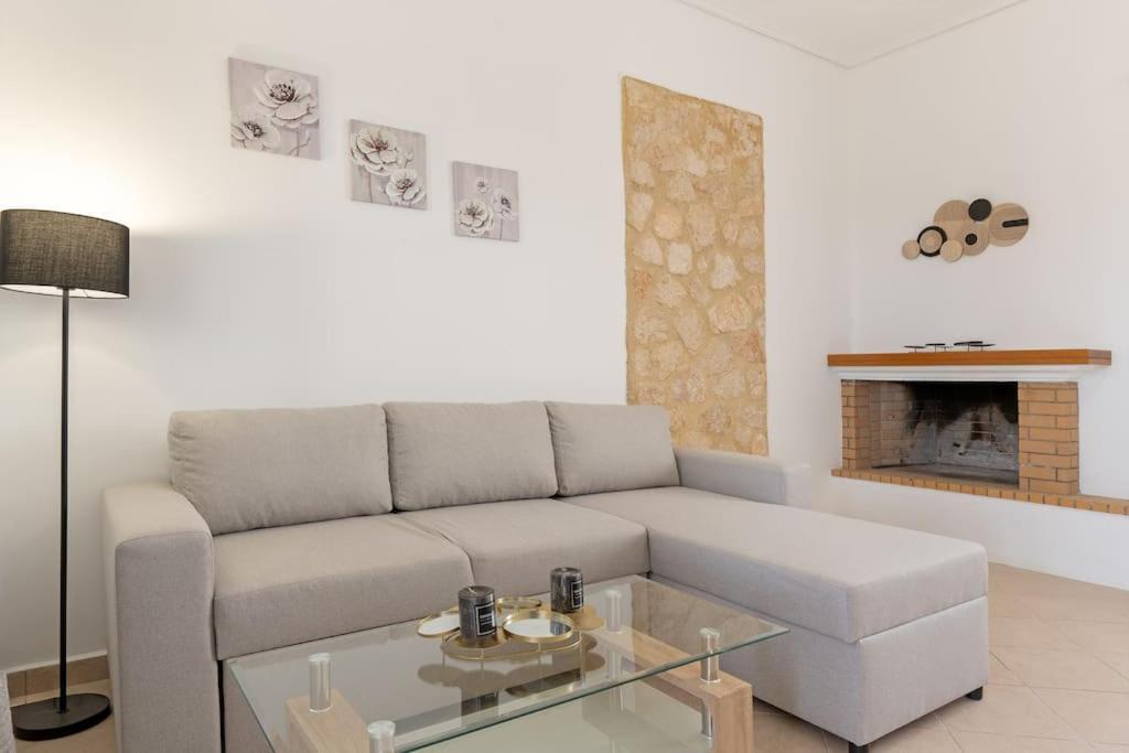 Ferienwohnung Spiros House Svoronata Exterior foto