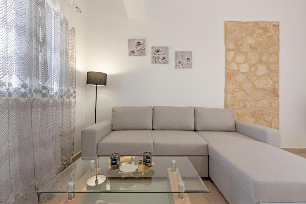 Ferienwohnung Spiros House Svoronata Exterior foto